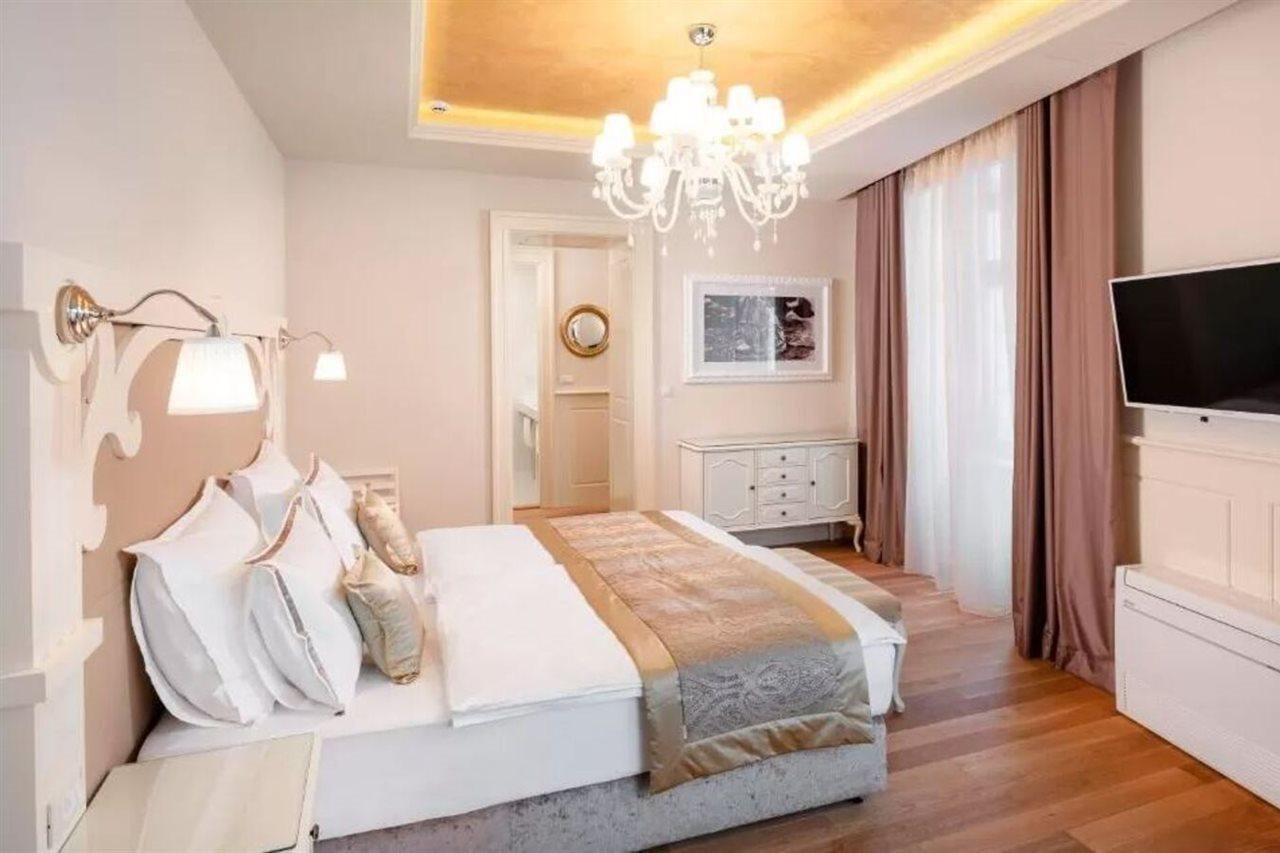 Piazza Heritage Hotel Сплит Екстериор снимка