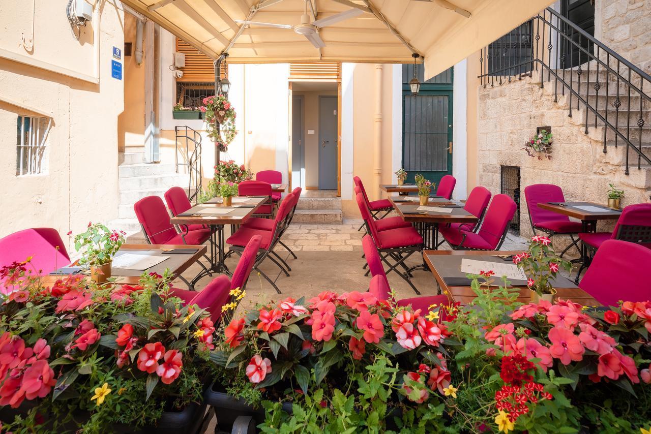 Piazza Heritage Hotel Сплит Екстериор снимка