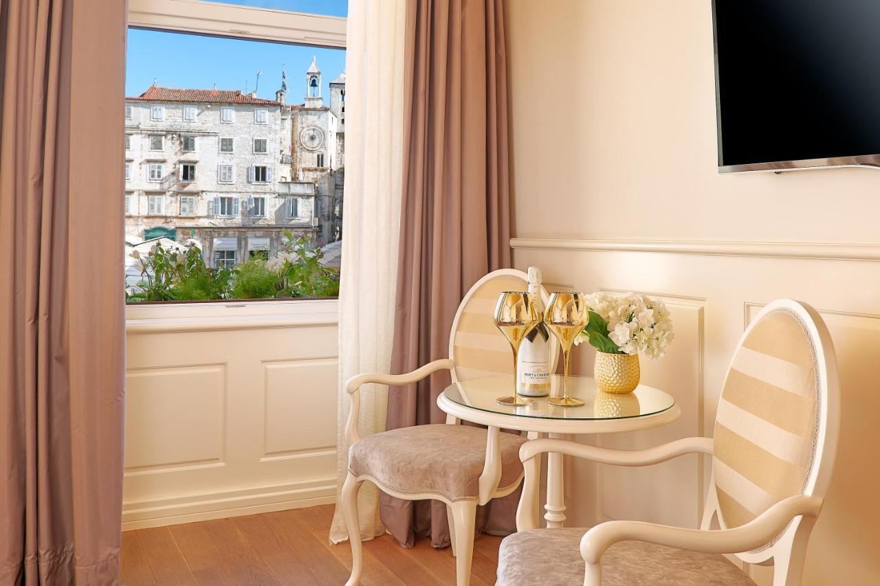 Piazza Heritage Hotel Сплит Екстериор снимка