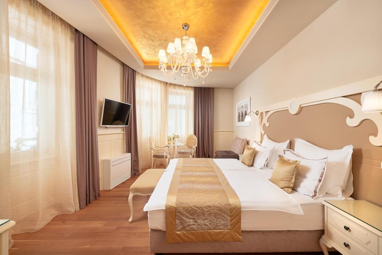 Piazza Heritage Hotel Сплит Екстериор снимка